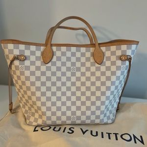 Louis Vuitton Neverfull MM